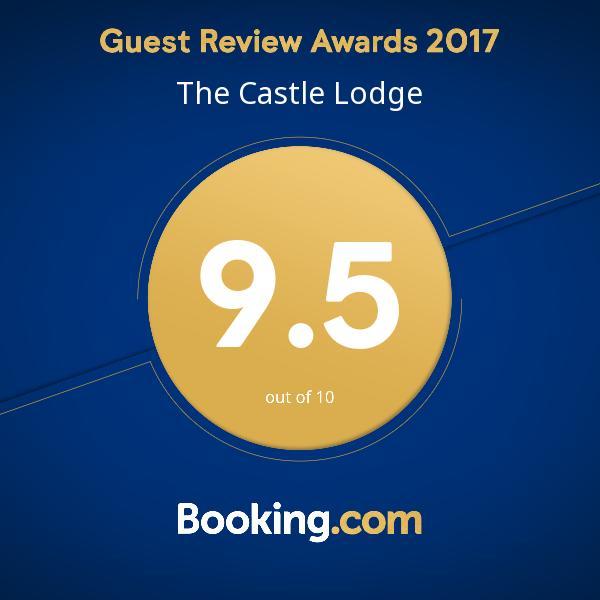 The Castle Lodge Tredegar Exterior photo